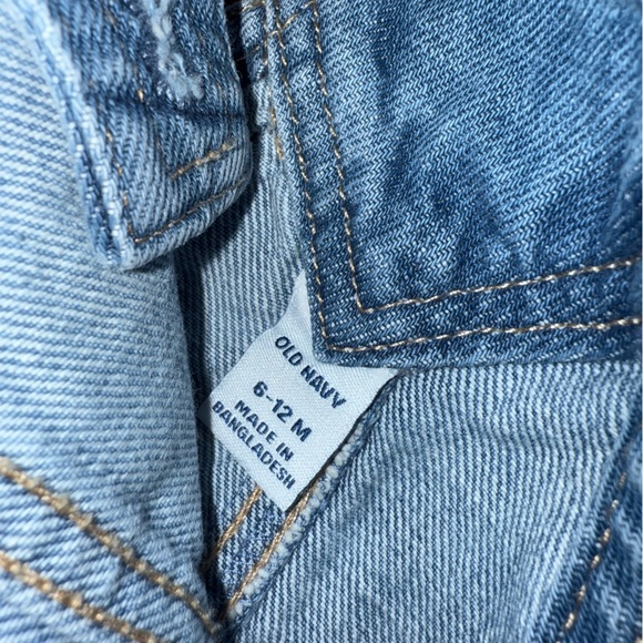 Old navy overall bubble romper 6-12m - Picture 3 of 3